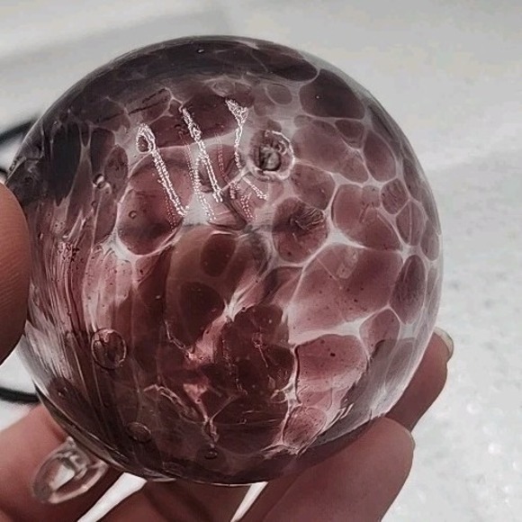 Mauve Spotted Hand Blown Art Glass Orb Christmas Ornament Gazing Ball vtg PBarn? - Picture 12 of 13